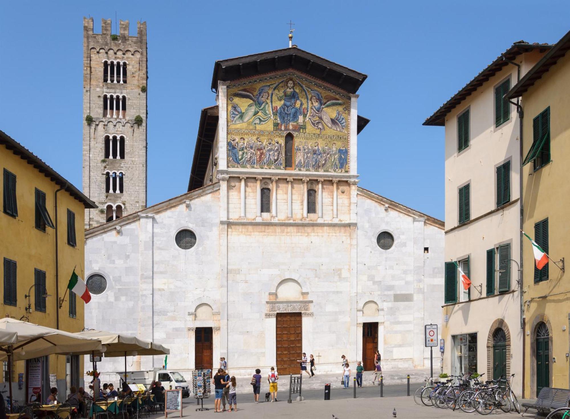 Dimora Leonardo. Centro Storico. Apartment Lucca Exterior photo